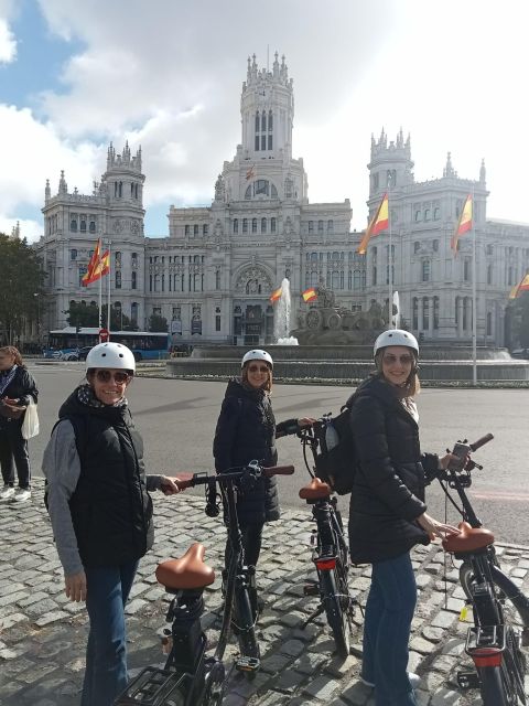 All Madrid: Private Electric Bike Tour around the city - Buen Retiro Park on an e-bike: monuments without the slog