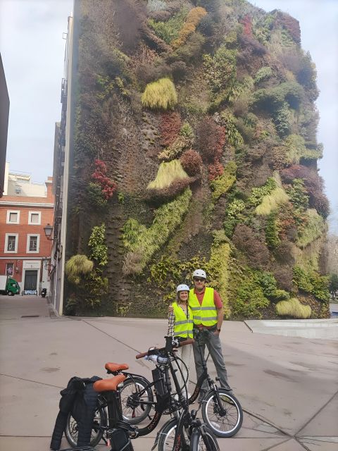 All Madrid: Private Electric Bike Tour around the city - Prado Museum and San Jerónimo el Real: brief, but strategically placed