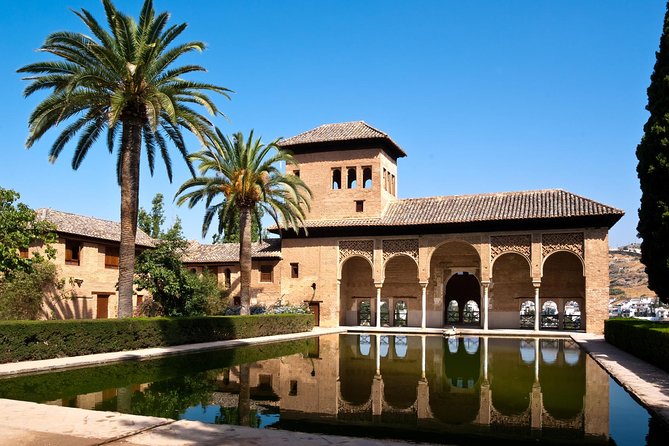 Andalusia: Cordoba, Seville & Granada from Madrid – 4 Nights - La Mancha Stop Near Puerto Lápice: Stretch Your Legs, Set the Scene