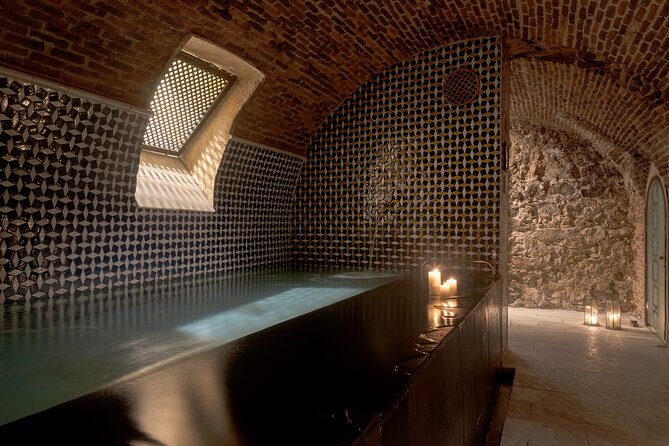 Arabian Baths Experience at Madrid's Hammam Al Ándalus with 45 minutes massage - The 45-Minute Massage: Choose Your Oil and Let It Do the Work