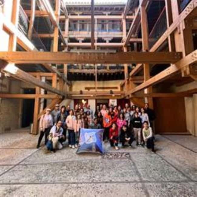 English Tour “TOLEDO ALL IN ONE” - Plaza de Zocodover and the FollowMe Toledo office: start smart, not stressful