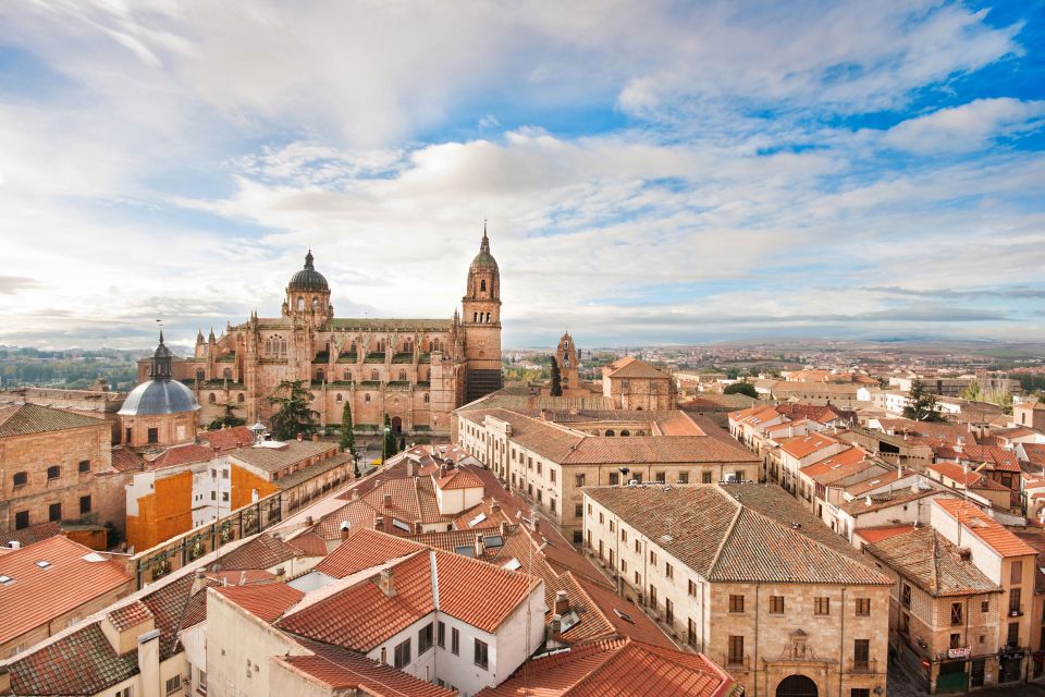 From Madrid: Day Trip to Ávila and Salamanca w/ Guided Tour - What to bring and what to wear (so the day doesn’t feel harder than it is)
