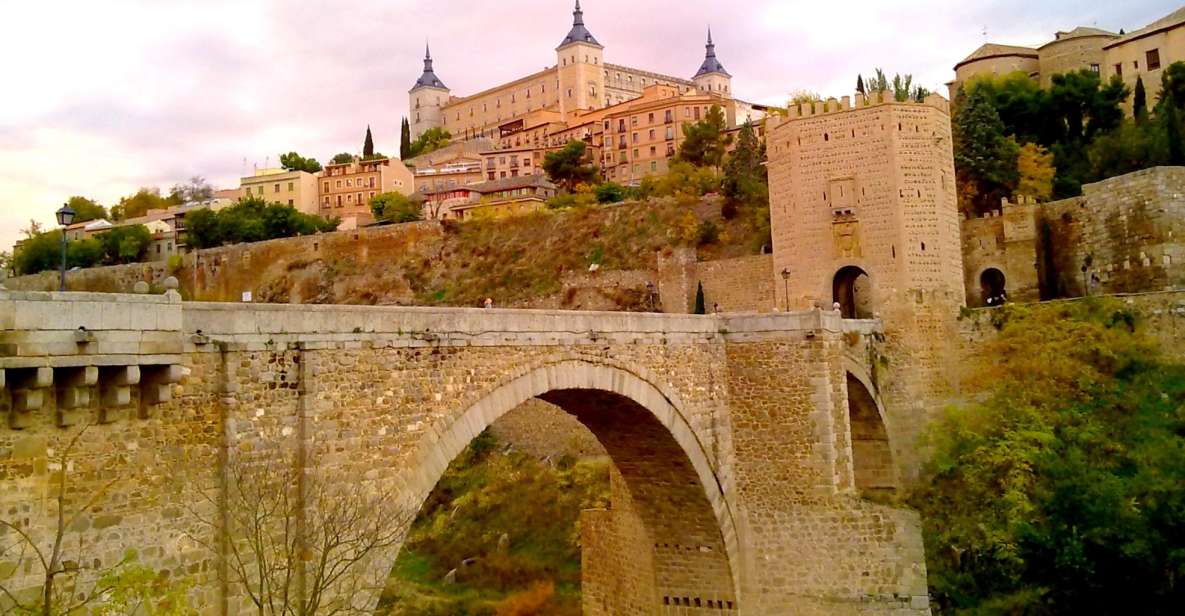 From Madrid: Guided Day Trip to Segovia and Toledo - The Alcázar de Segovia: why this castle is more than a photo stop