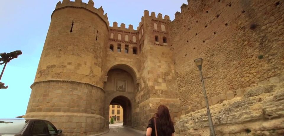 From Madrid: History and Charm of Segovia Full-Day Tour - Cochinillo and what you should expect from the food time