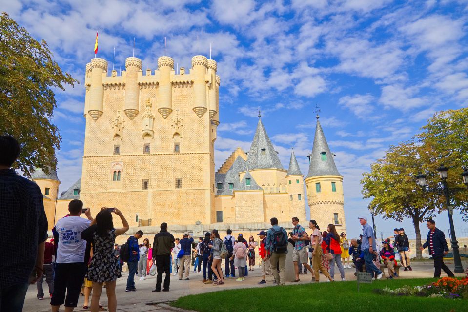 From Madrid: Segovia & Avila Day Trip with Optional Tickets - Should You Book This Segovia and Ávila Day Trip?