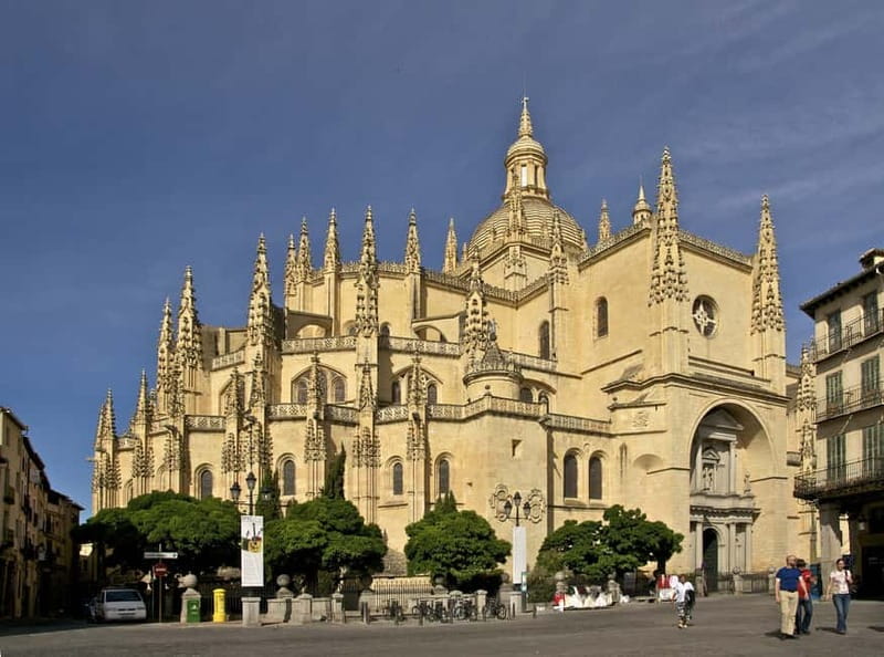 From Madrid: Segovia Guided Afternoon Tour - Corpus Square and Plaza Mayor: religious sites and the Cathedral from outside