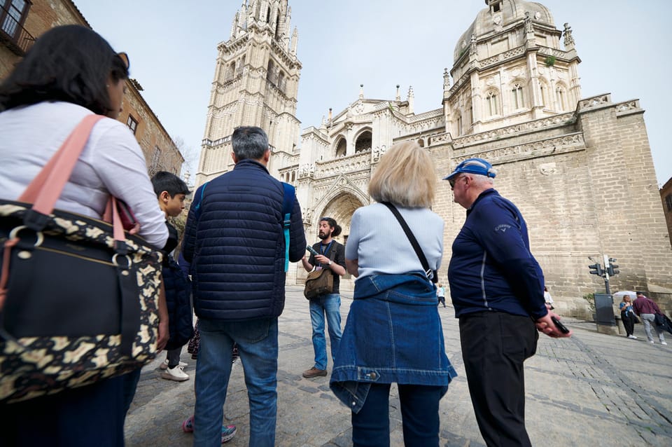 From Madrid: Toledo Tour with Wine Tasting and 3 Monuments - The guided Toledo walk: how to make 1 hour work