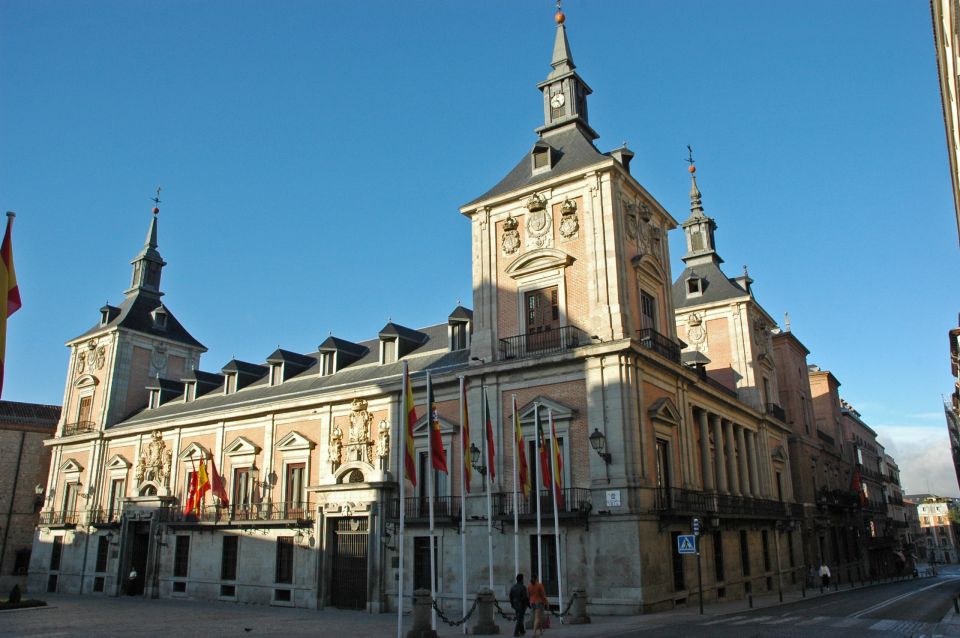 Madrid: 1.5-Hour City Highlights Guided Walking Tour - Quick Hit Highlights You’ll Feel Immediately