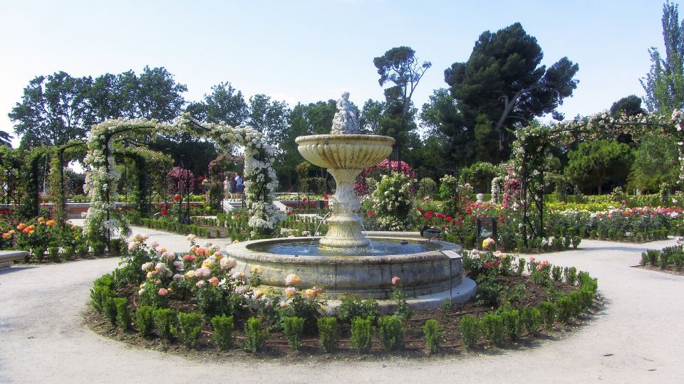 Madrid: 1.5-Hour Retiro Park Guided Walking Tour - Why El Retiro fits perfectly into a short guided walk