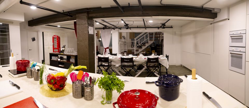 Madrid: 10 Tapas 2.5-Hour Cooking Class - Where to Meet: Calle de la Farmacia, Street Level