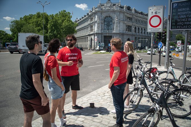 Madrid: 3 hour Guided Highlights Bike Tour with Optional Tapas - Plaza de la Villa, plus the story behind the old town