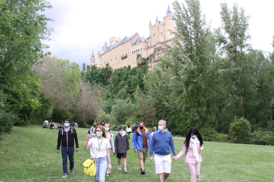Madrid: Avila and Segovia Day Trip with Tickets to Monuments - Segovia Cathedral: a blend that earned the nickname Lady of the Cathedrals
