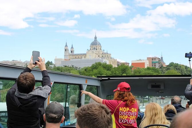 Madrid Big Bus Night Tour - Night Madrid’s best use: 90 minutes starting at 8:00 pm