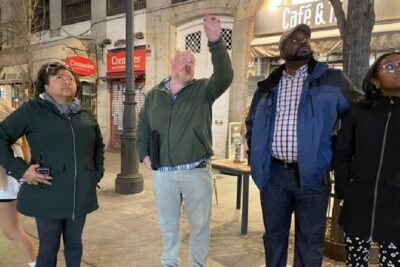 Madrid by Night Small Group Tour: Stories, Sights and Tapas Bites - The first bar deal: why the included tastings matter