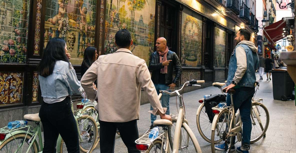 Madrid by Night: Vintage Bike Tour Highlights/Optional Tapas - Madrid by Night on a vintage bike: what it feels like