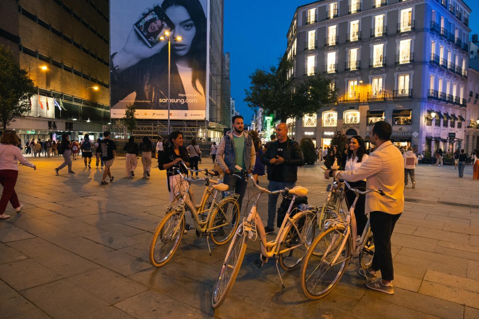 Madrid by Night: Vintage Bike Tour Highlights/Optional Tapas - Bikes, safety gear, and whether the ride is easy
