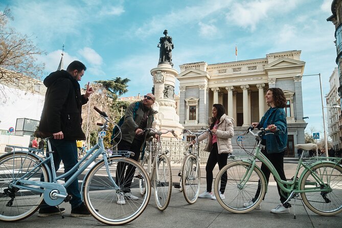 Madrid: City Highlights Guided Vintage Bike Tour - A 3-Hour Bike Route That Shows Madrid’s Must-Sees