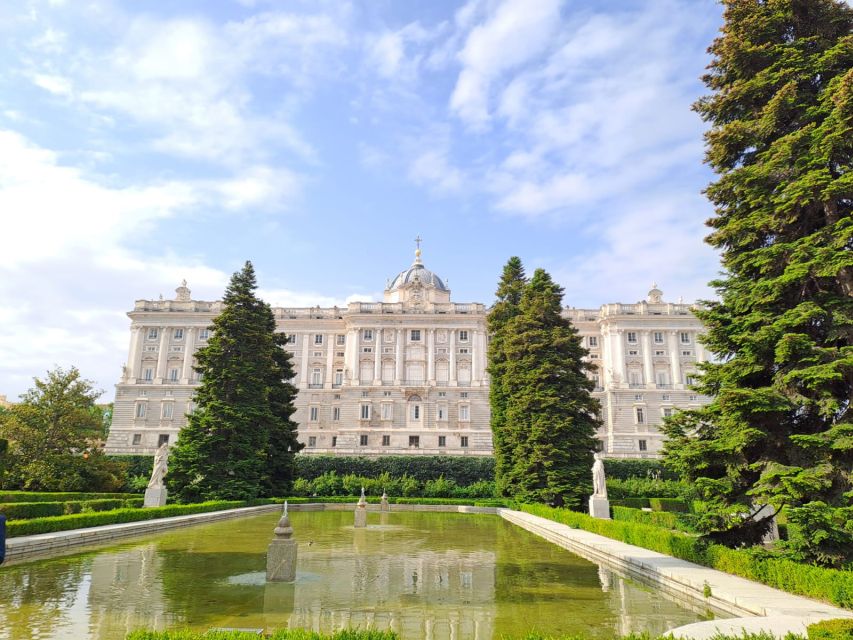 Madrid: City Highlights Guided Walking Tour - Plaza de la Villa: City Hall in the Heart of Old Madrid