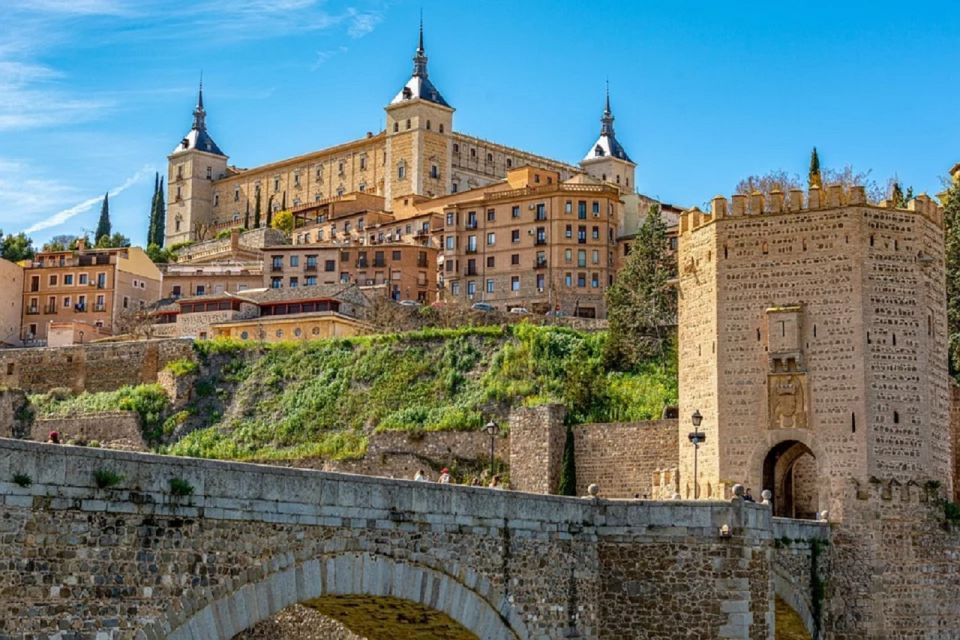 Madrid: Day Trip to Toledo with Walking Tour & Small Group - Toledo Cathedral Visit: What the Guide Helps You Notice