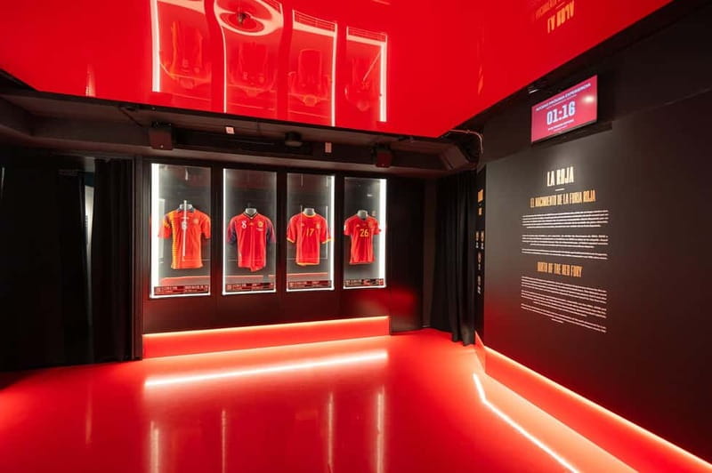 Madrid: Entry Ticket to Legends The Home of Football Museum - Digital Football Art room: where sport meets design