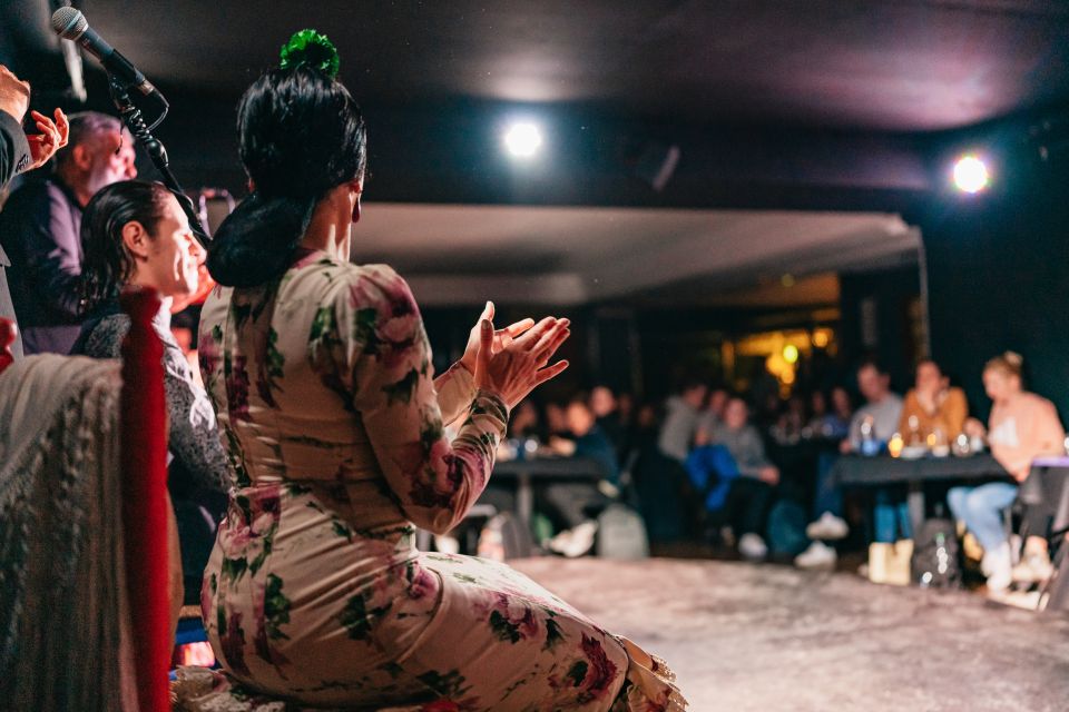 Madrid: Flamenco Show at Tablao Las Carboneras - Meeting point at Plaza del Conde de Miranda: how to avoid stress