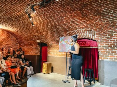 Madrid: Flamenco Show Entry Ticket with Drink & Artist Talk - Your 1-hour rhythm: bar drink, history talk, then the show