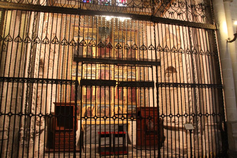 Madrid: Full-Day Guided Tour of Toledo with Cathedral Visit - Pricing and value: why $74 can feel fair