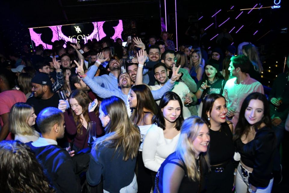 Madrid: Guided Pub Crawl Madrid Experience and Club Entry - Practical Tips That Make the Crawl Feel Easy (Not Chaotic)