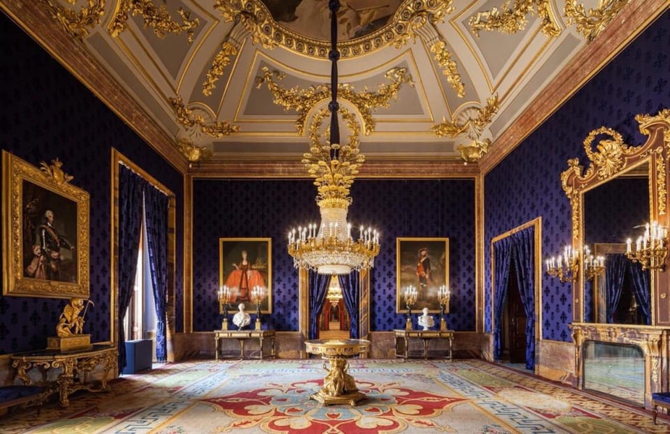 Madrid: Guided Tour of the Royal Palace with Fast Access - How the guide turns a palace into a story (not a checklist)