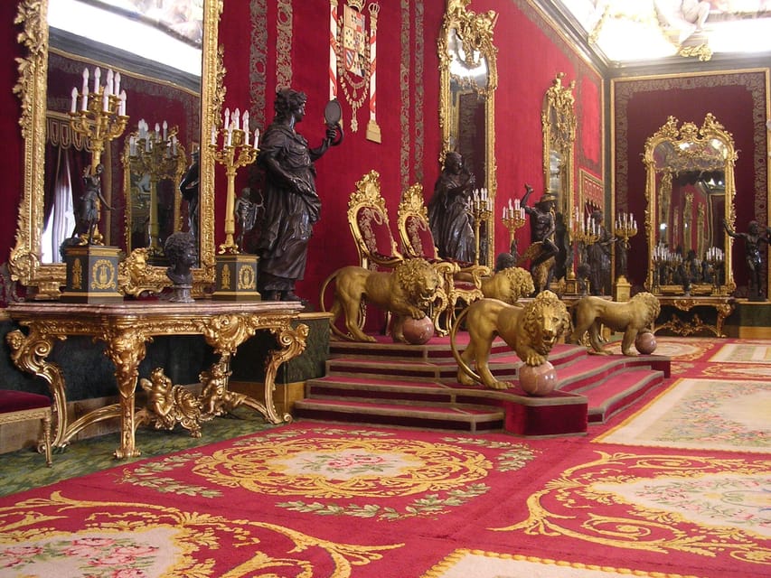 Madrid: Guided Tour of the Royal Palace with Fast Access - Walking the palace grounds without feeling rushed