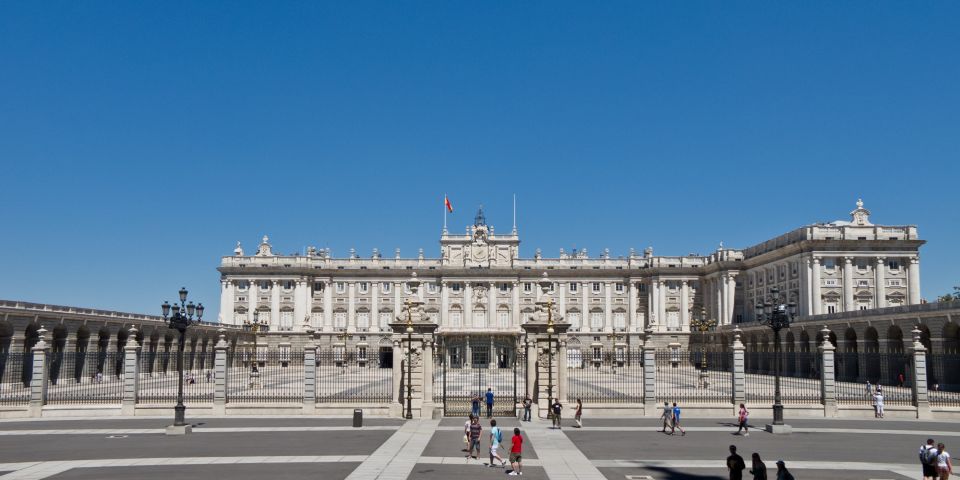 Madrid: Guided Visit to the Royal Palace - Meeting at Isabel II Square and getting to the side entrance fast