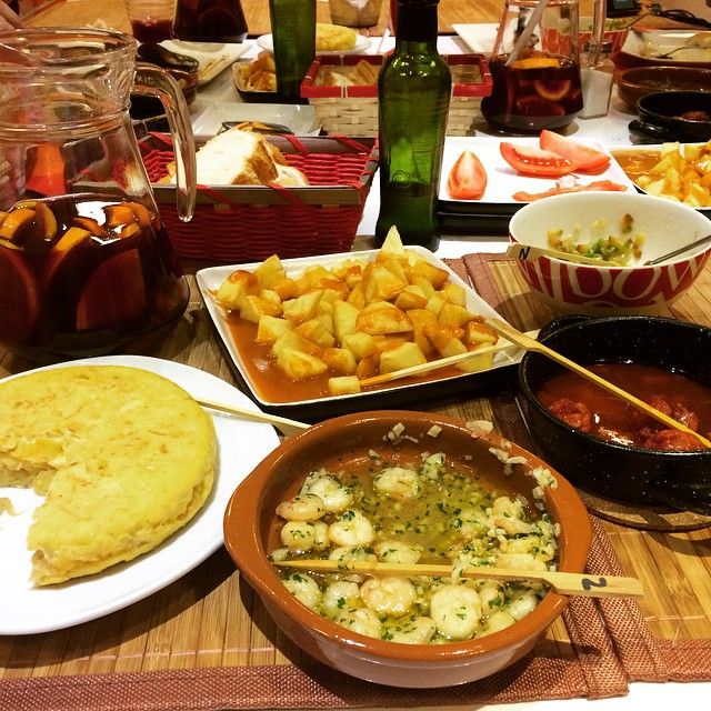 Madrid: Half-Day Spanish Cooking Class - Tapas at night: how the evening menu adds up to dinner