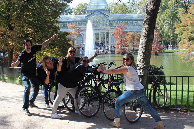 Madrid Highlights Bike Tour - The Royal Palace of Madrid: what you’ll see and what costs extra