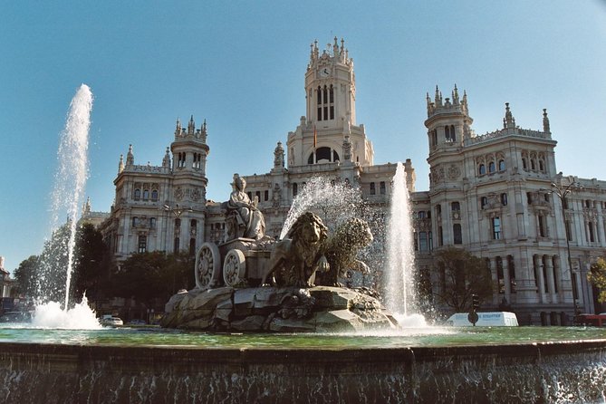 Madrid Highlights Tour with Santiago Bernabeu Stadium Entrance - The One-Hour Walking Tour: From Moorish Roots to Plaza Mayor