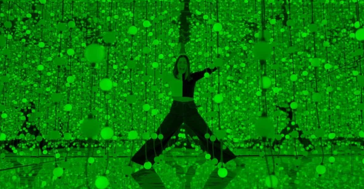 Madrid: Museo de la Luz Entry Ticket - Photo Moments: Laser Scenes and Color in Reflection