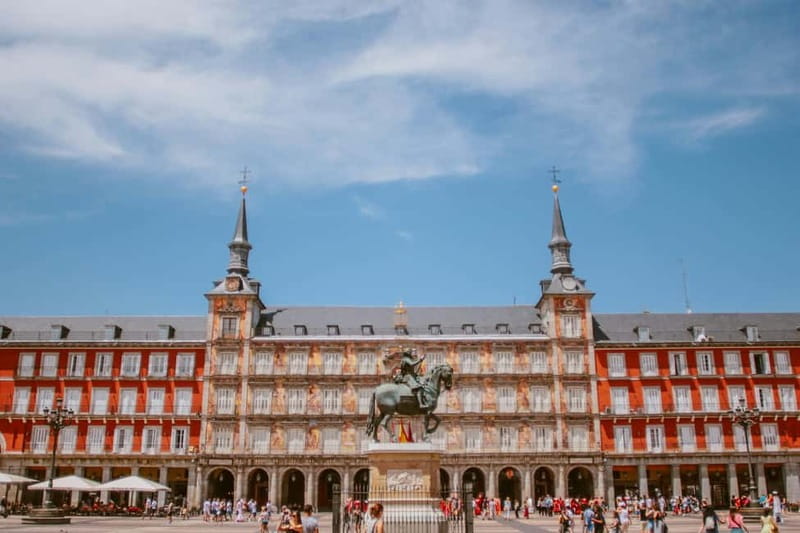 Madrid: Old Town, Poets District, and Royal Palace Tour - Key highlights at a glance
