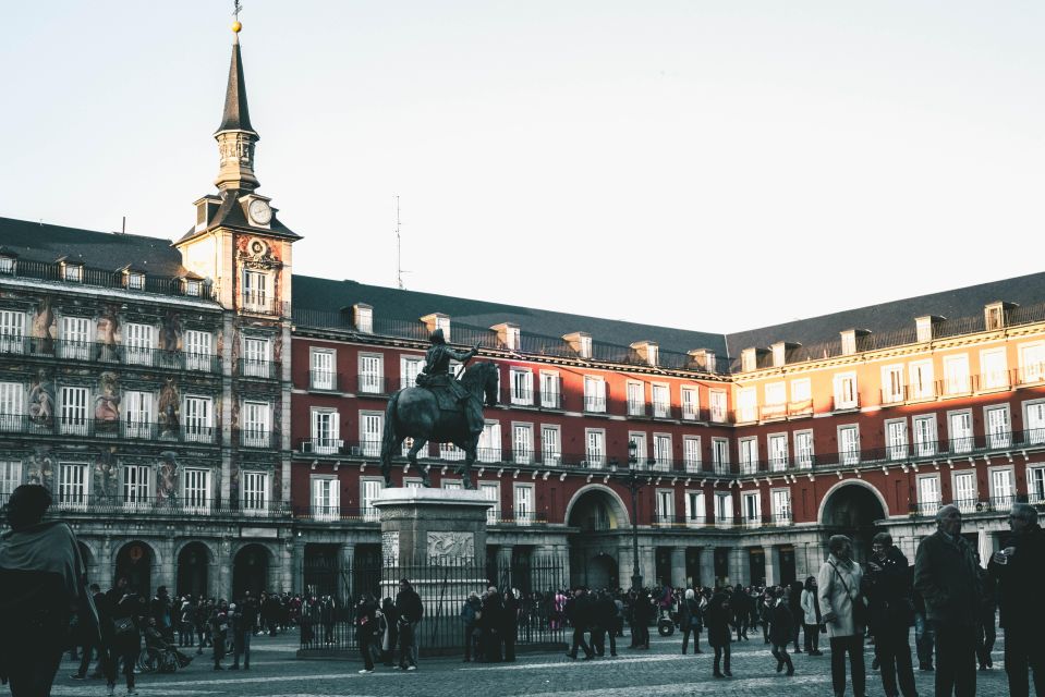 Madrid: Old Town, Poets District, and Royal Palace Tour - The $44 Value: What You Get in 3 Hours (and What You Don’t)