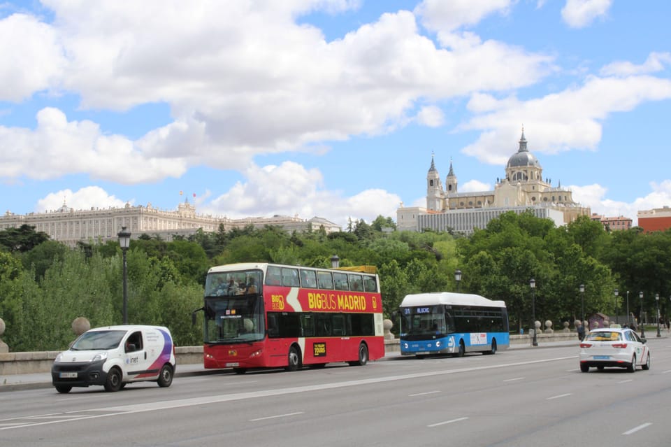 Madrid: Open-Top Big Bus Sightseeing Tour with Live Guide - Open-top double-decker seats: the best views come with trade-offs
