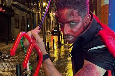 Madrid Oscuro: Torture, Ghosts, Crimes and Legends - Plaza Mayor to Iglesia de Santa Cruz: starting on ground you already recognize
