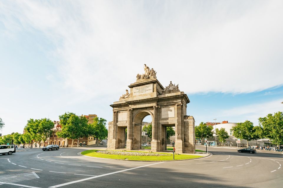 Madrid: Panoramic Route City Tour - Should you book the Madrid Panoramic Route City Tour?
