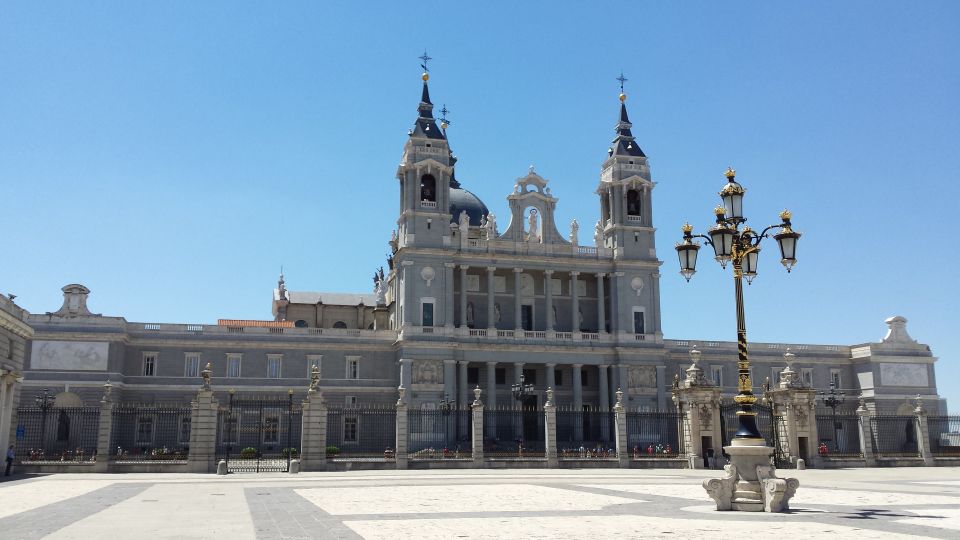Madrid: Private 3-Hour Tour - The viewing terrace: seeing Madrid before you try to memorize it