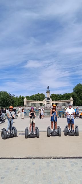 Madrid: Private Segway Tour Retiro Park for 1, 1.5 or 2 hrs. - Language and guide style: English, French, Spanish in one setup