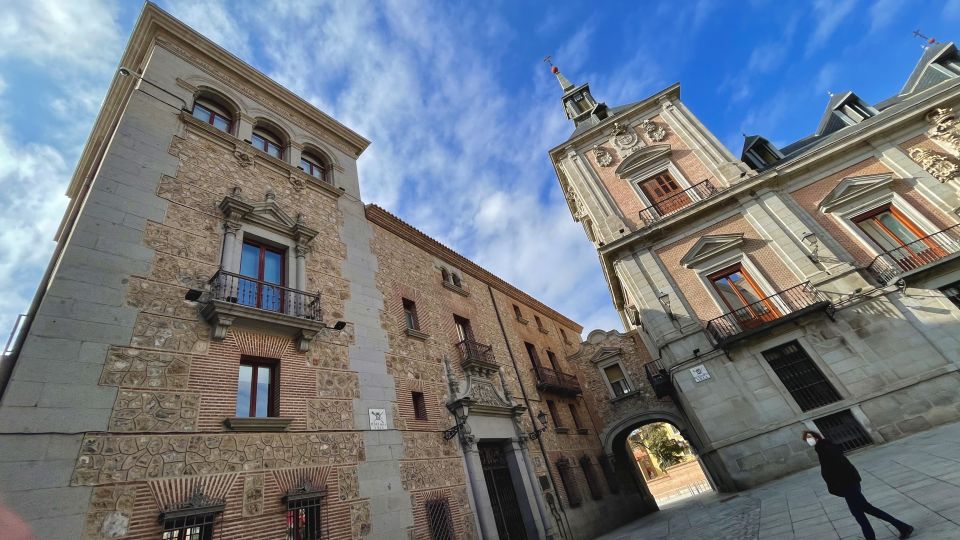 Madrid: Royal Palace Entry Ticket and Small Group Tour - Timing tips: how to make the 138 minutes feel smooth