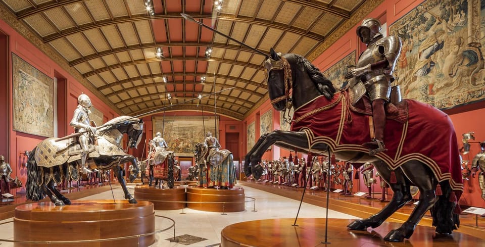 Madrid: Royal Palace Guided Tour Small Group or Private - The royal chapel, throne room, and Gasparini Room—what to look for
