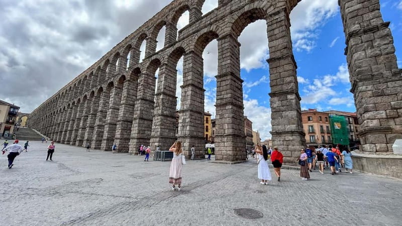 Madrid: Segovia & Ávila Full Day with Alcázar & Wall Tickets - Ávila old town: cathedral area vibes plus 1 hour to roam