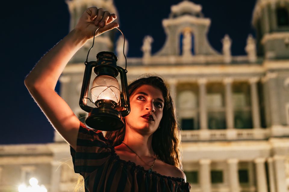 Madrid: Spanish Inquisition and Legends Evening Walking Tour - What to Bring (and What to Do Before You Meet)