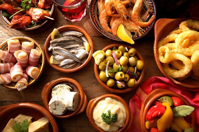 Madrid Tapas Experience Walking Tour - Stop 3 Bar Restaurante El abuelo: garlicky shrimp with big aroma payoff