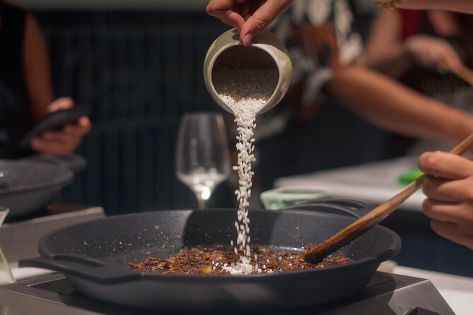 Paella Cooking Class in Madrid with Bottomless Wine Pairing - Your Communal 5-Course Meal: What Happens After the Cooking