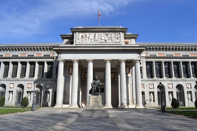 Prado Museum Madrid Guided Tour with Skip the Line Ticket - Stop 1: Meeting at the Goya monument (and getting set up)