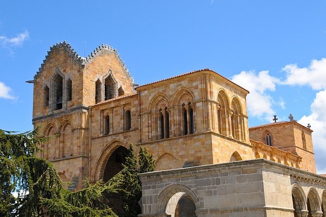 Segovia, Avila & Toledo: Small Group Guided Tour from Madrid - Toledo Cathedral tickets included: planning your best photo time